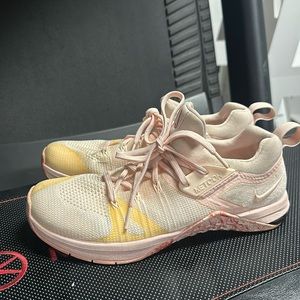Nike metcons